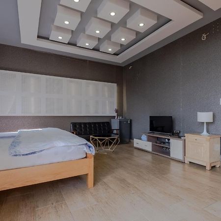 הו צ'י מין סיטי Greenwood Villa Saigon מראה חיצוני תמונה